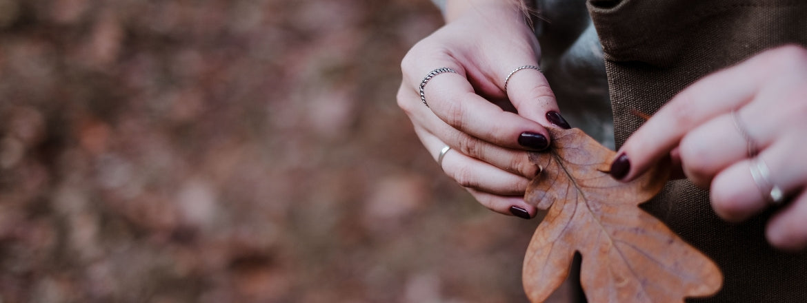 Droge en broze nagels in de herfst: 5 tips voor je routine