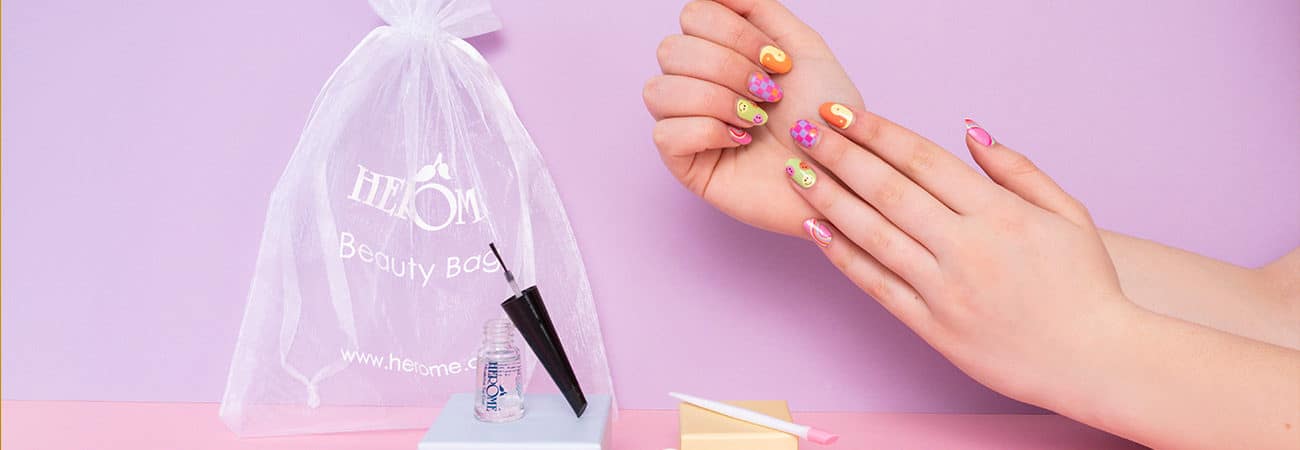 How To apply: Herome Nail Wraps